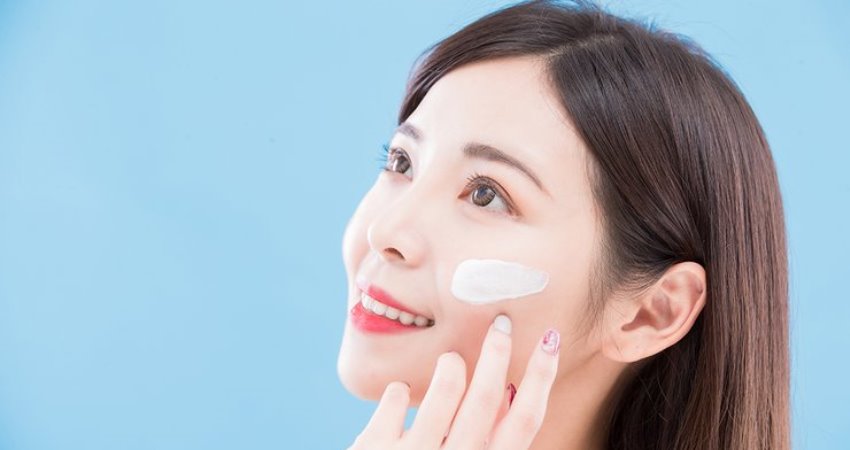 Rekomendasi Base Makeup Sekaligus Sunscreen untuk Wajah Lebih Glowing