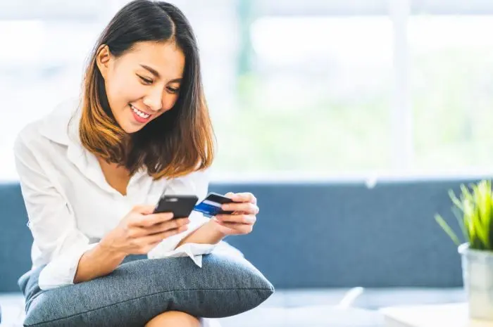 3 Alasan Melunasi Utang Kartu Kredit Sekarang!