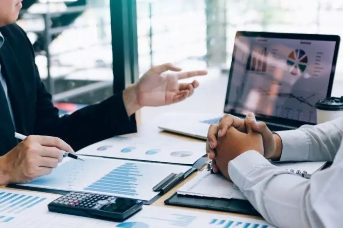 5 Keuntungan Menggunakan Sistem Manajemen Biaya Digital dalam Bisnis Kecil Anda