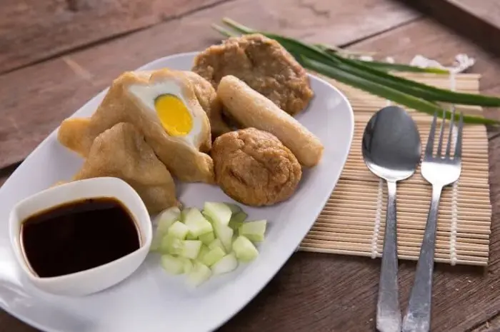 8 Makanan Khas Sumatera Selatan Terkenal & yang Enak